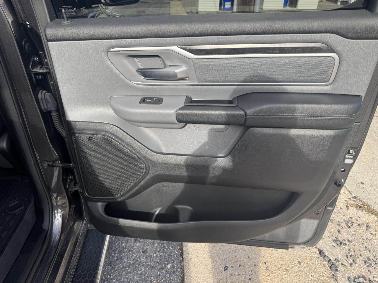 RAM 1500 Big Horn/Lone Star 4x4 Crew Cab 5'7" Box 2019