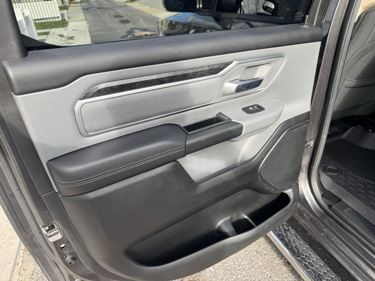 RAM 1500 Big Horn/Lone Star 4x4 Crew Cab 5'7" Box 2019