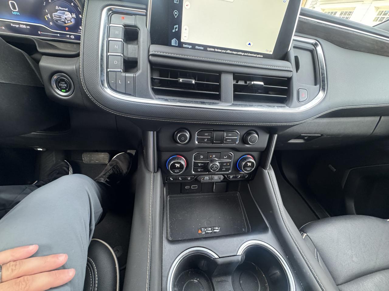 Chevrolet Suburban 4WD 4dr Premier 2024