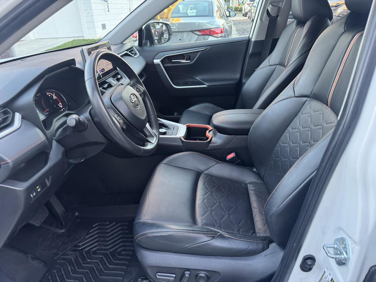 Toyota RAV4 Adventure AWD (Natl) 2024