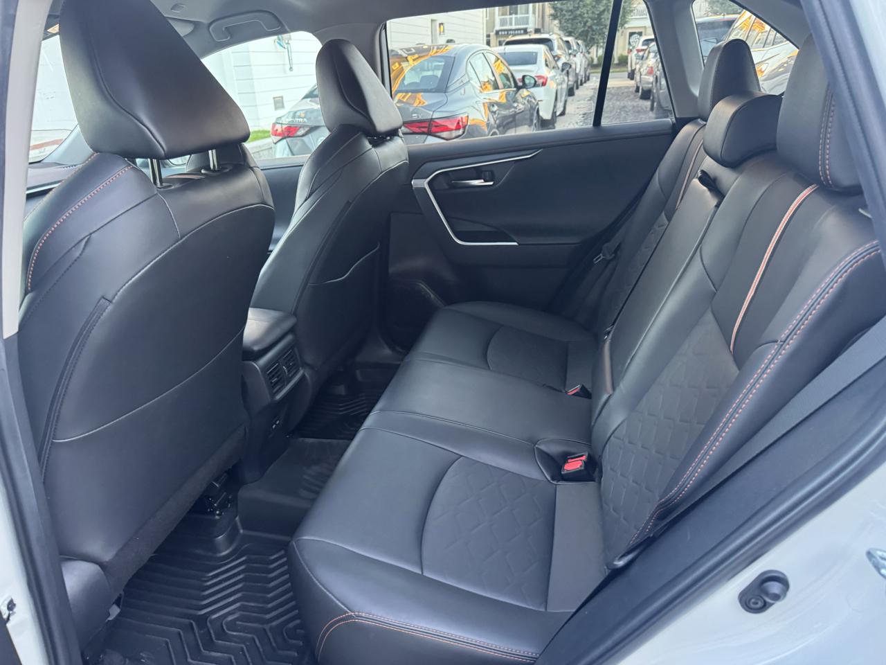 Toyota RAV4 Adventure AWD (Natl) 2024