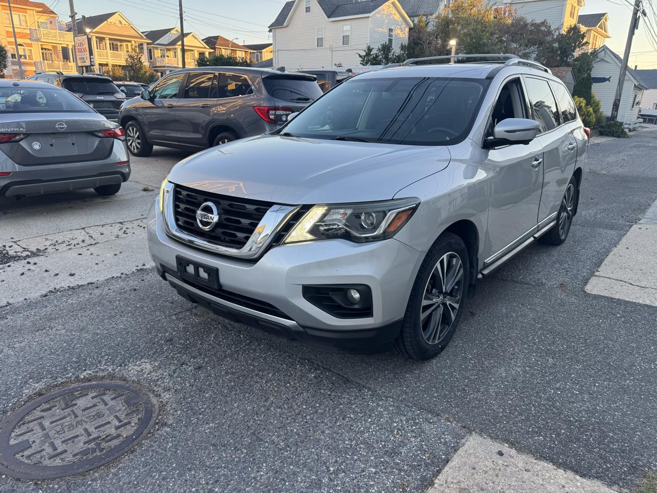 Nissan Pathfinder 4x4 Platinum 2017