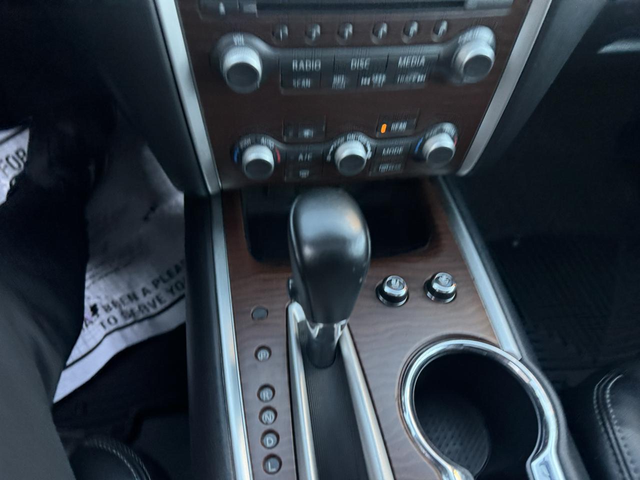 Nissan Pathfinder 4x4 Platinum 2017