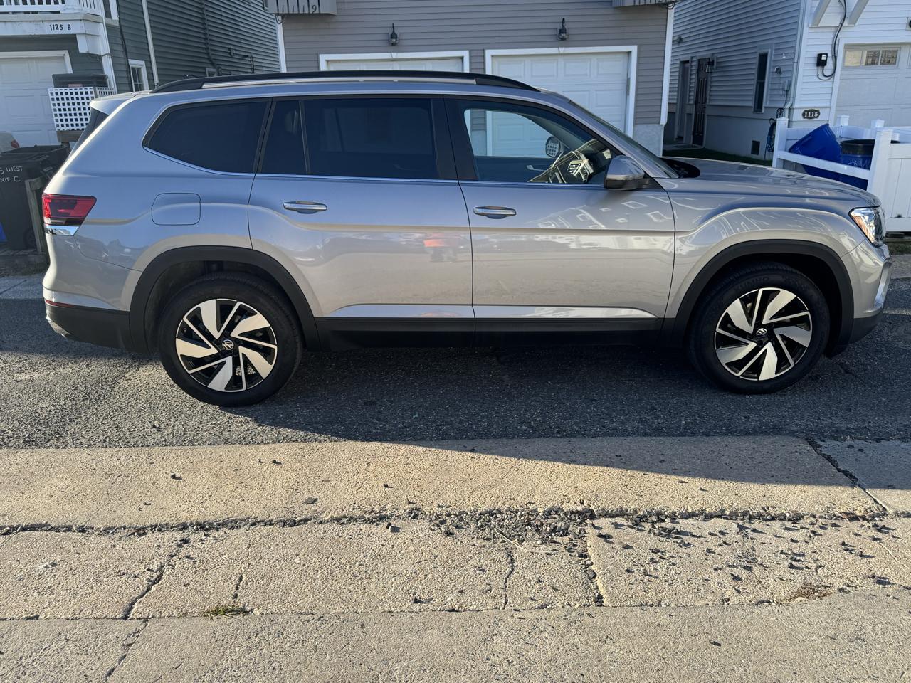 Volkswagen Atlas 2.0T SE w/Technology 4MOTION 2026