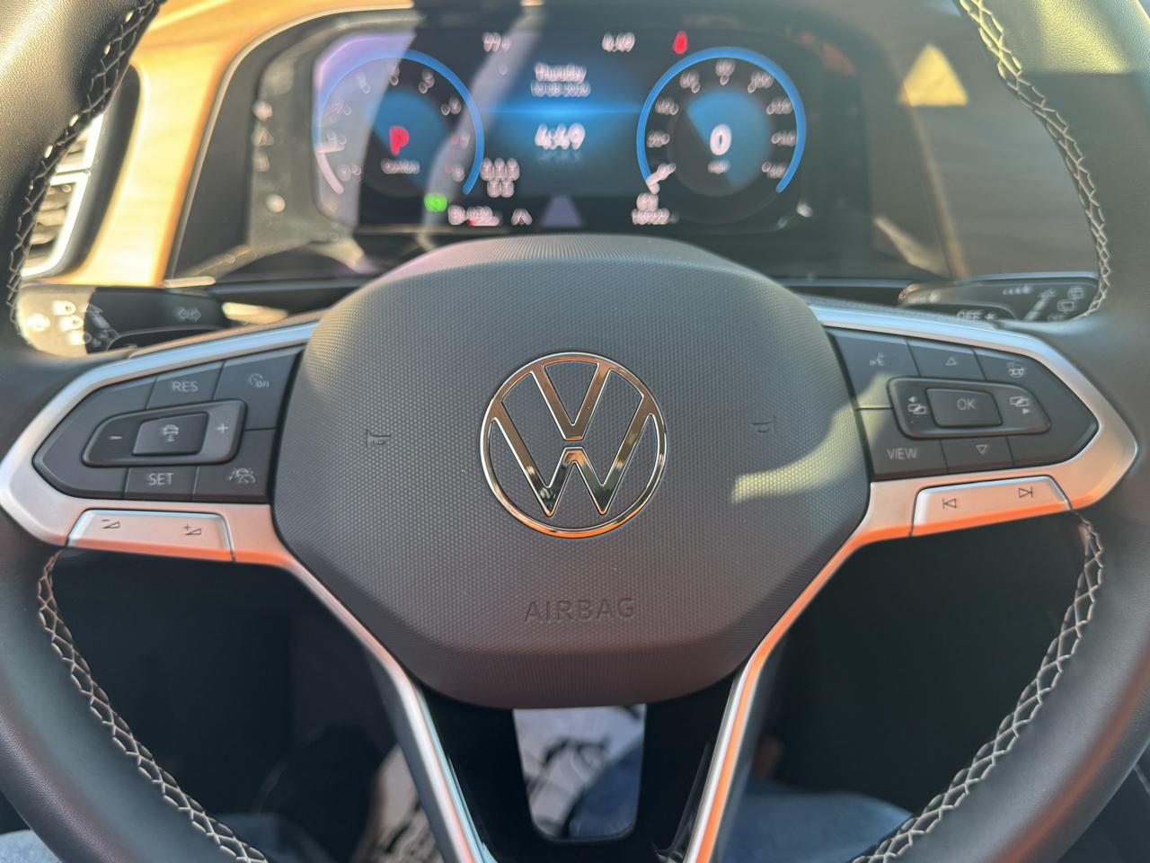 Volkswagen Atlas 2.0T SE w/Technology 4MOTION 2026