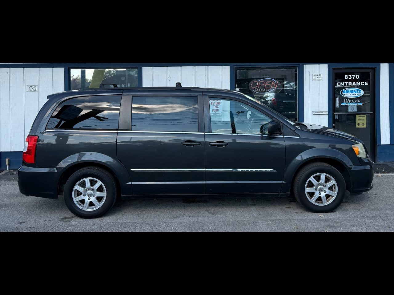 2011 Chrysler Town & Country Touring