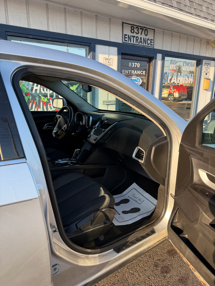 Chevrolet Equinox 1LT 2WD 2011