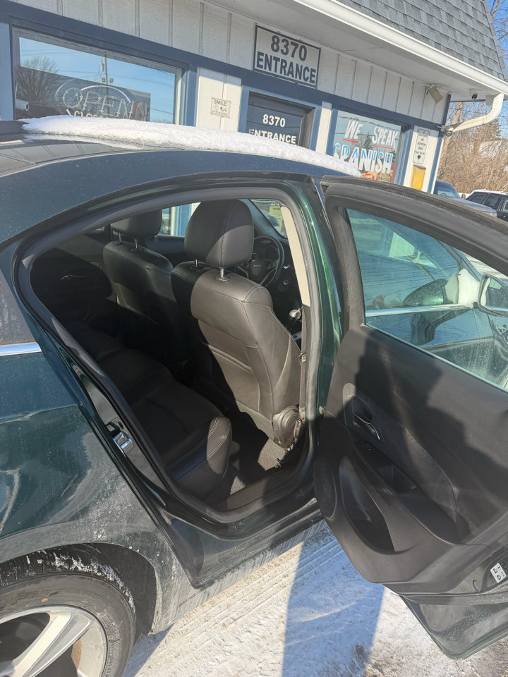 Chevrolet Cruze 2LT Auto 2015