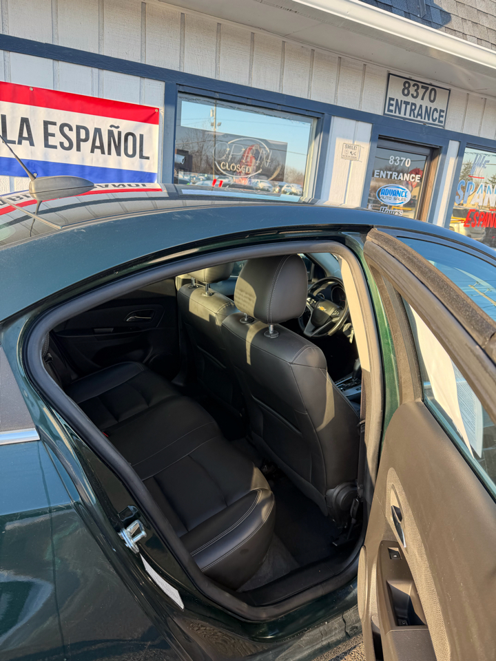 Chevrolet Cruze 2LT Auto 2015