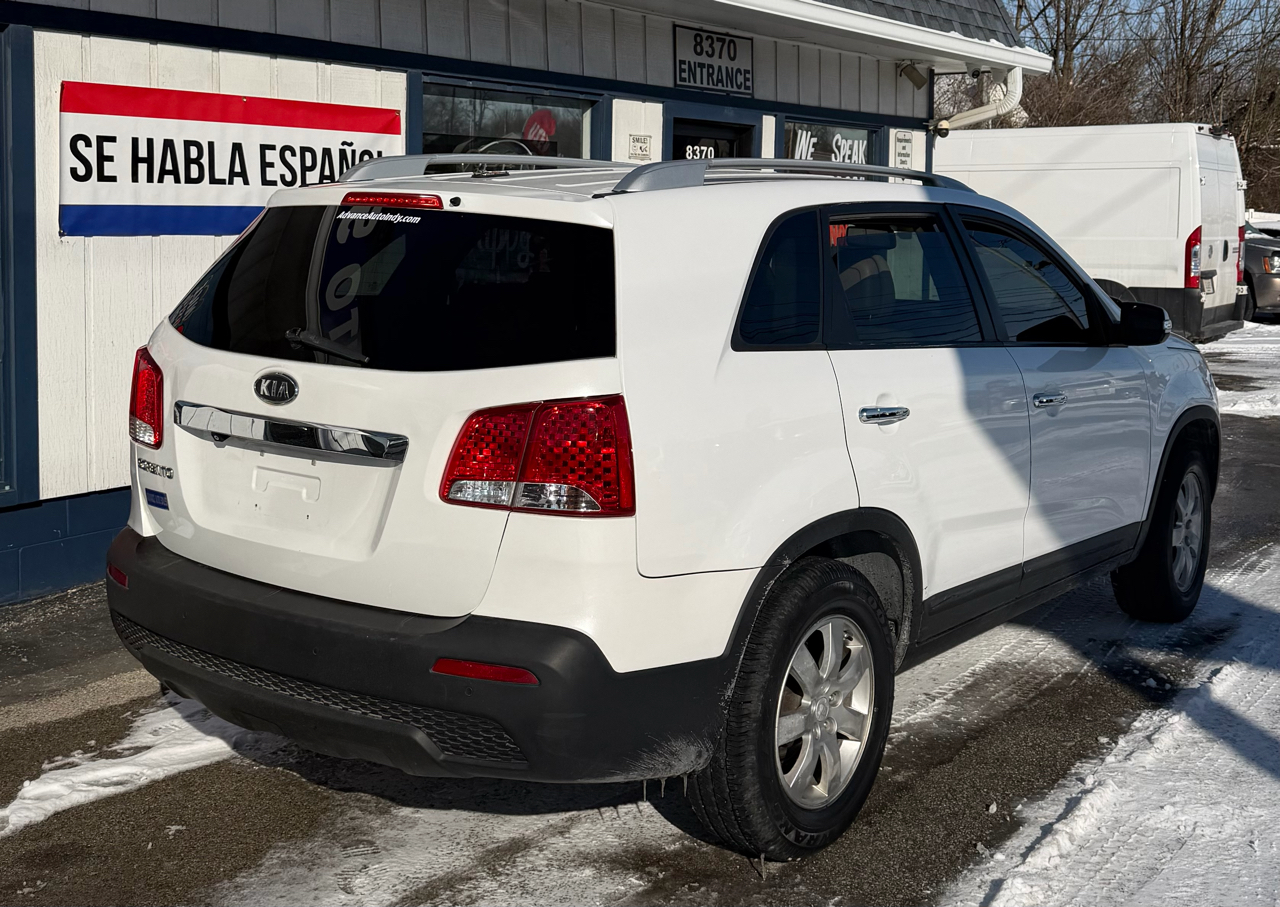 Kia Sorento LX 2WD 2011