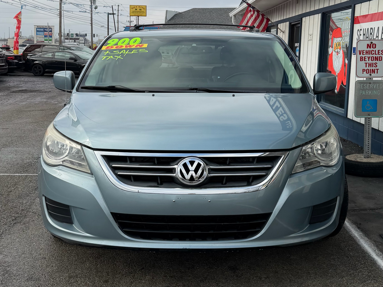 Volkswagen Routan SEL 2009