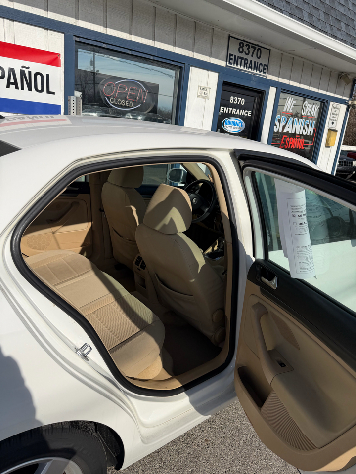 Volkswagen Jetta S 2009