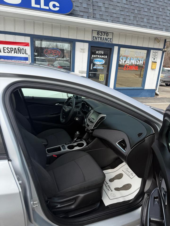 Chevrolet Cruze LS Auto 2018