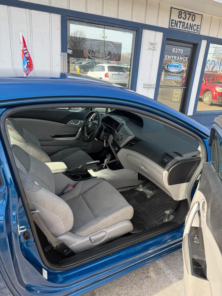 Honda Civic LX Coupe 5-Speed AT 2012