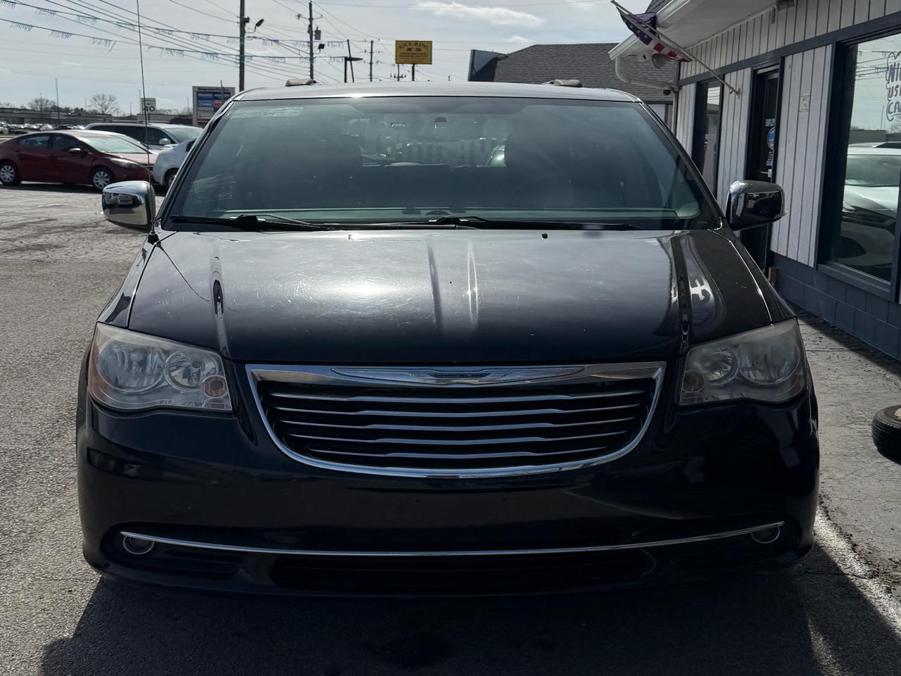 Chrysler Town & Country Touring-L 2014