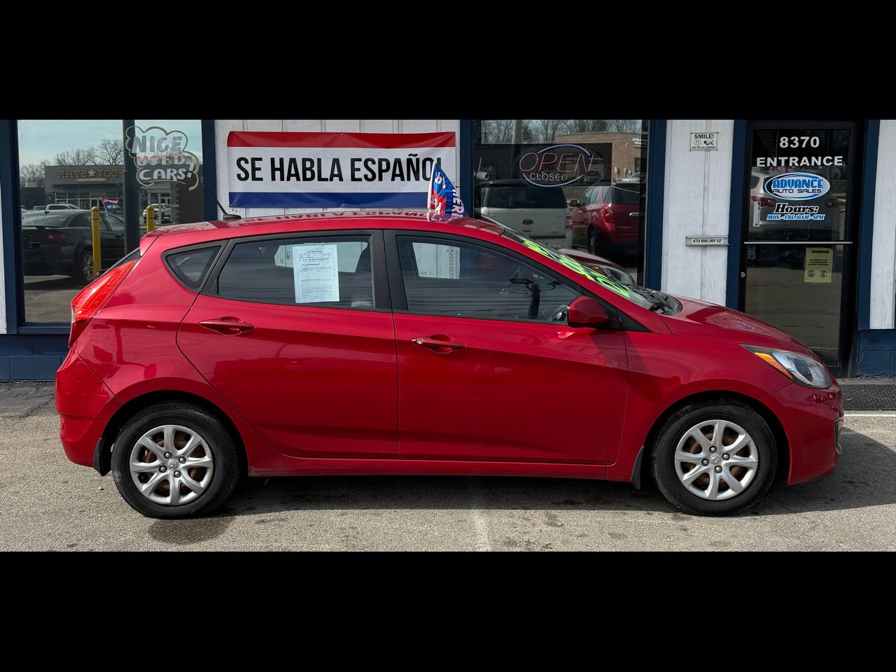 2013 Hyundai Accent GS 5-Door