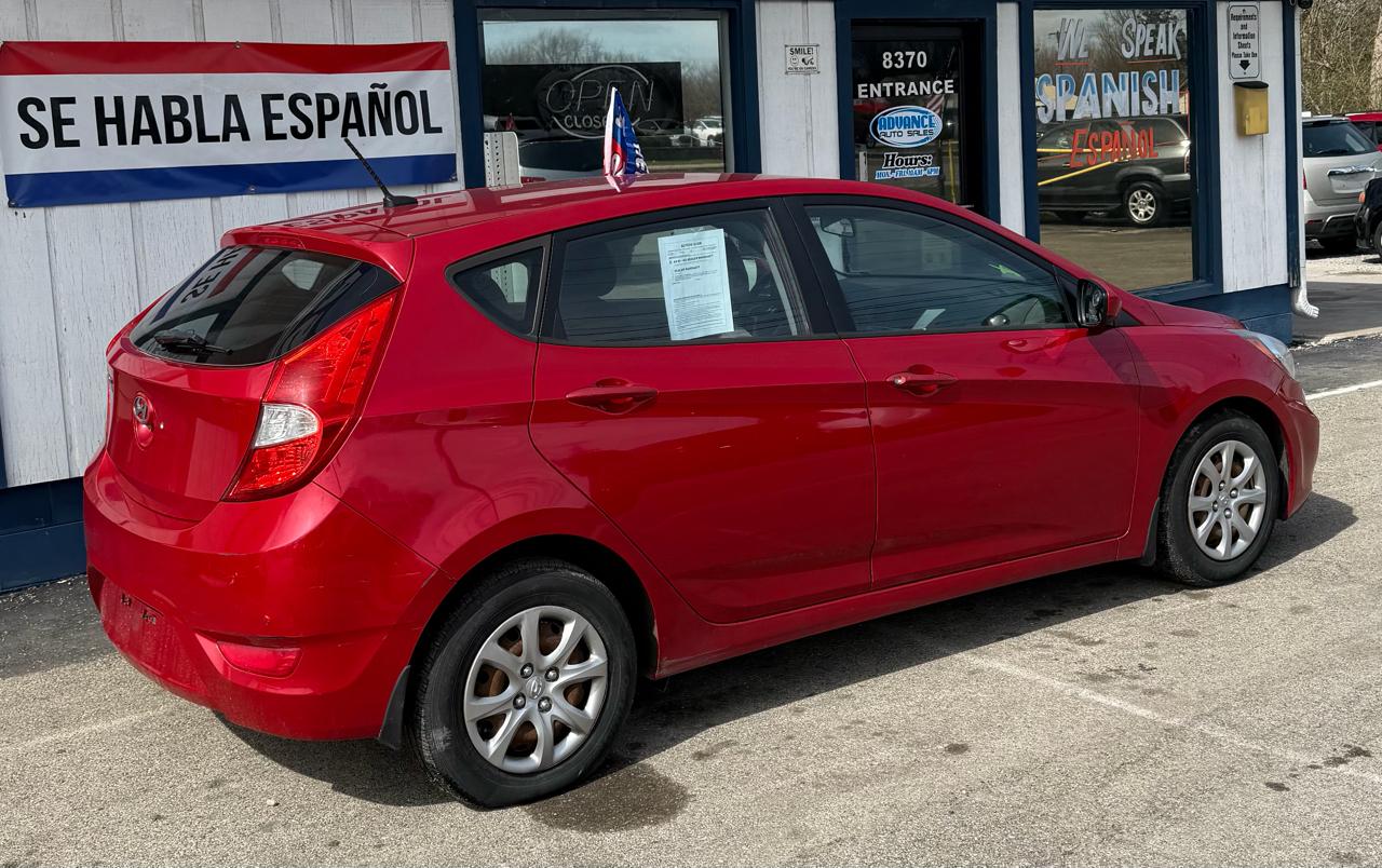 Hyundai Accent GS 5-Door 2013
