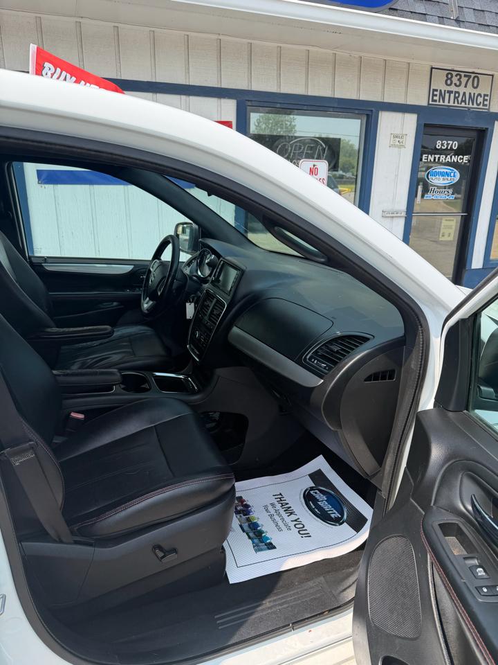 Dodge Grand Caravan R/T 2016