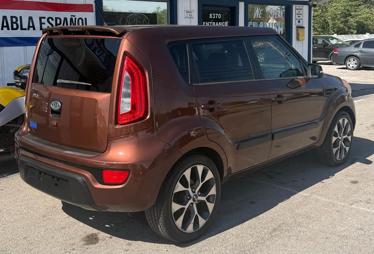 Kia Soul + 2012