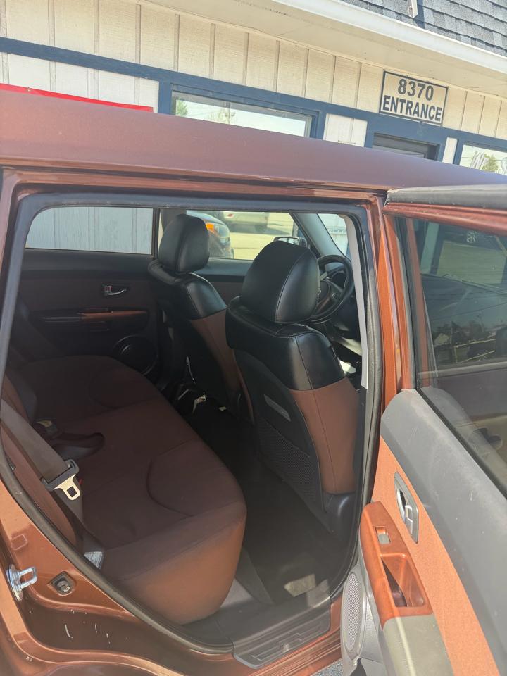Kia Soul + 2012