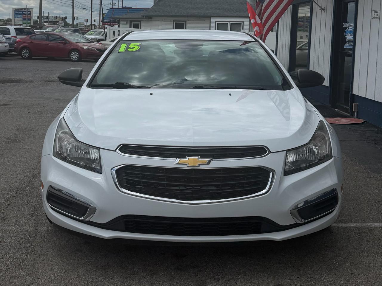 Chevrolet Cruze LS Auto 2015