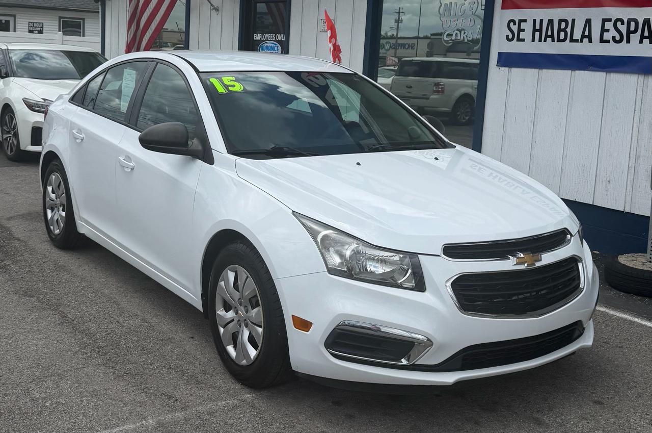Chevrolet Cruze LS Auto 2015