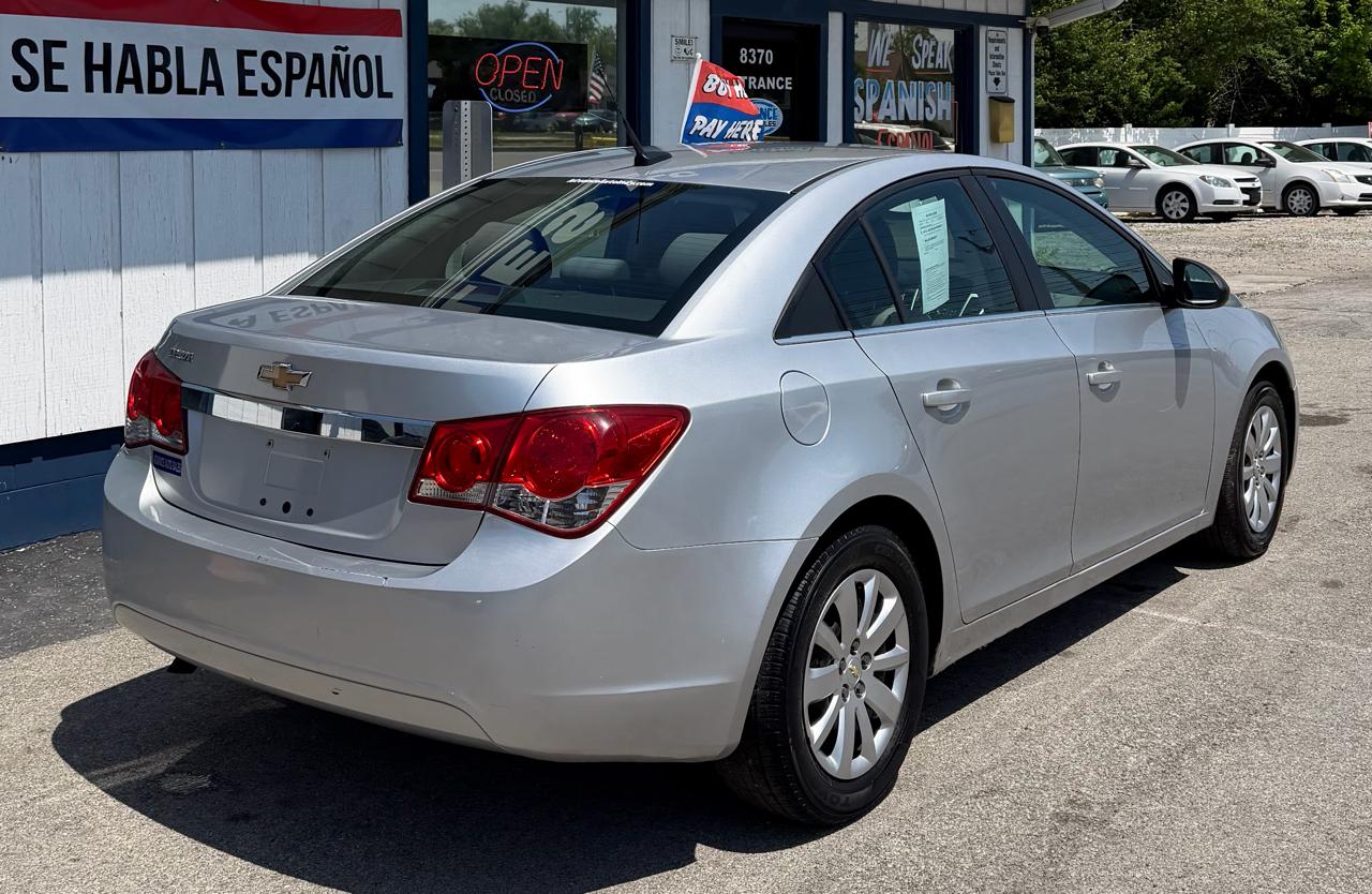 Chevrolet Cruze 2LS 2011