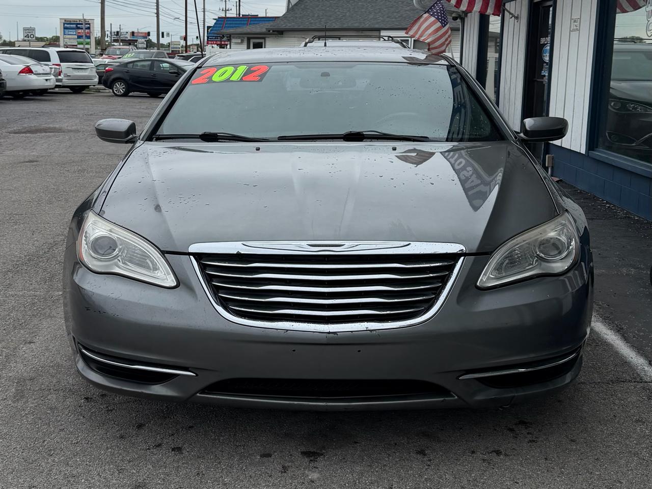 Chrysler 200 Touring 2012