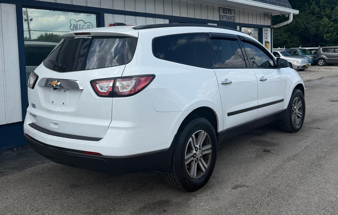 Chevrolet Traverse LS FWD w/PDC 2017
