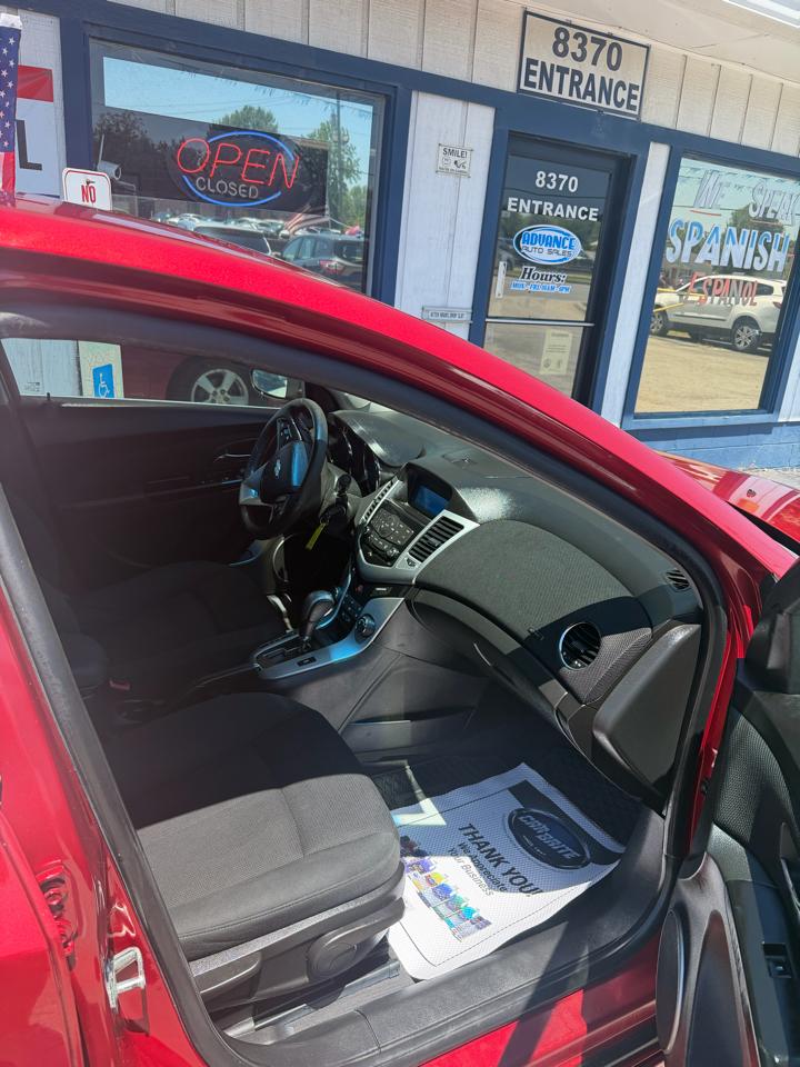 Chevrolet Cruze 1LT 2011