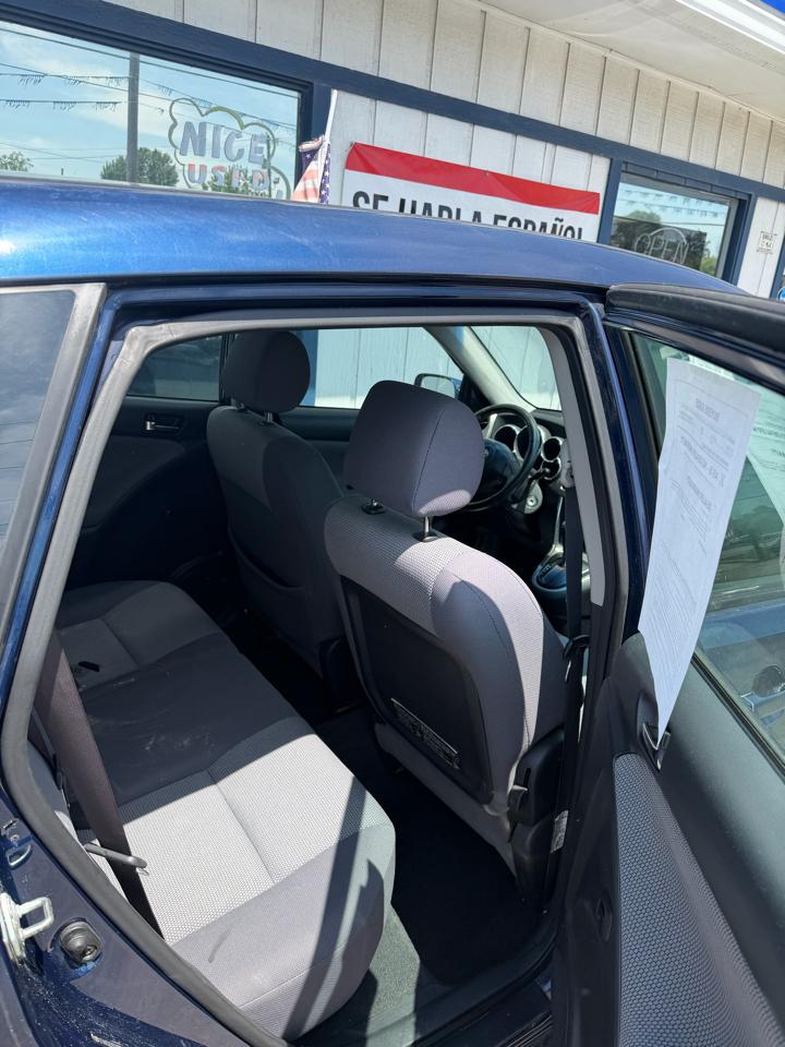 Toyota Matrix 2WD 2005
