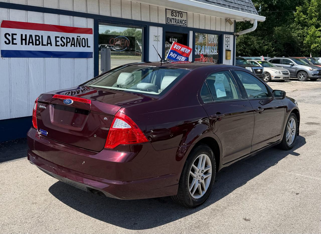 Ford Fusion I4 S 2011