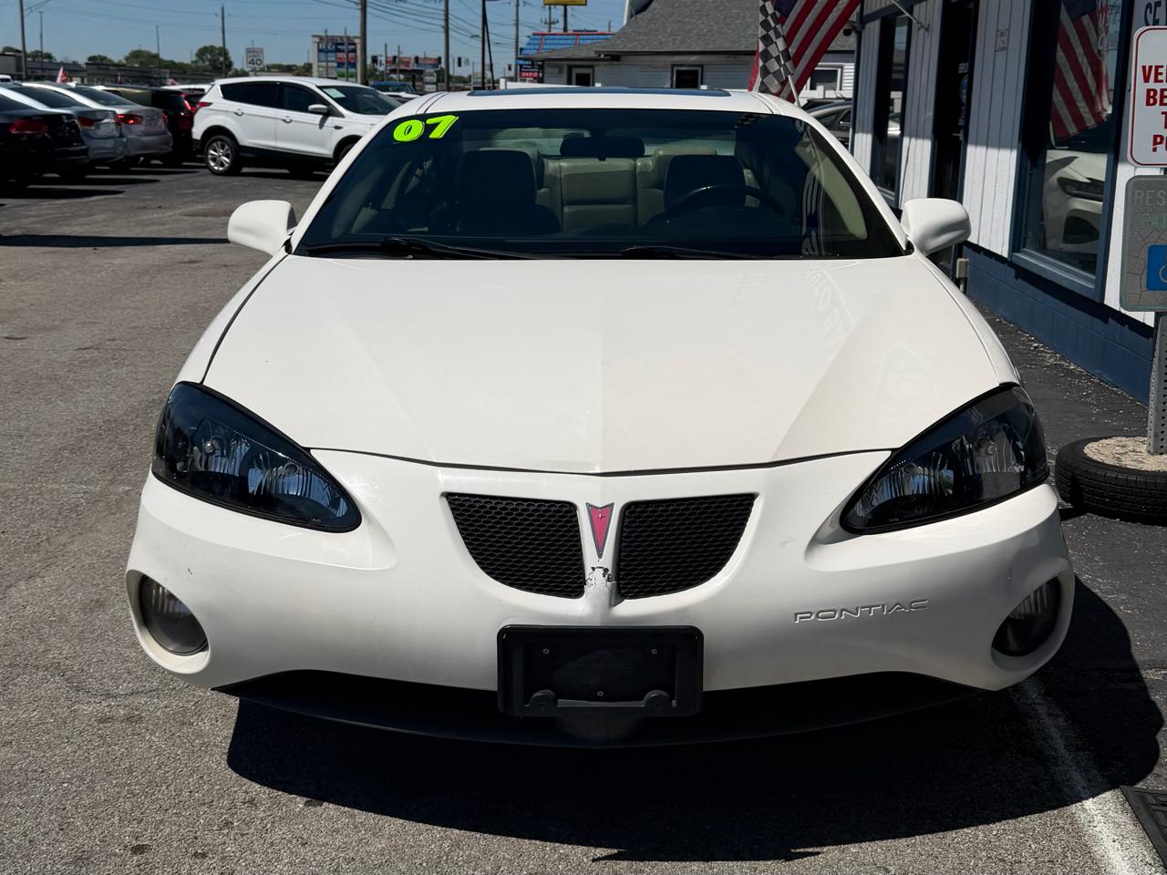 Pontiac Grand Prix Sedan 2007