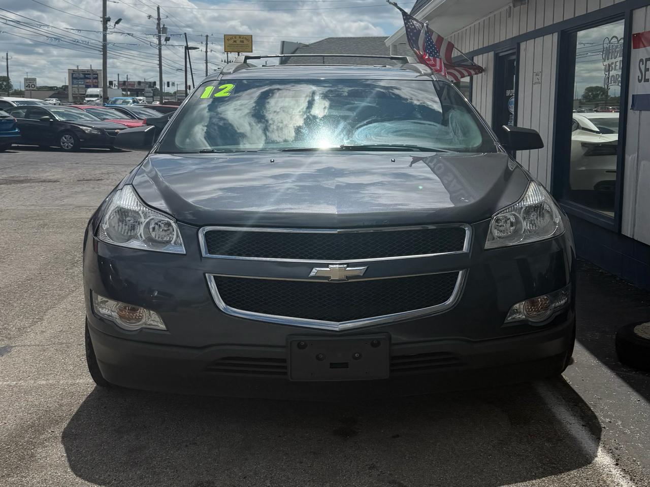 Chevrolet Traverse LS FWD w/PDC 2012