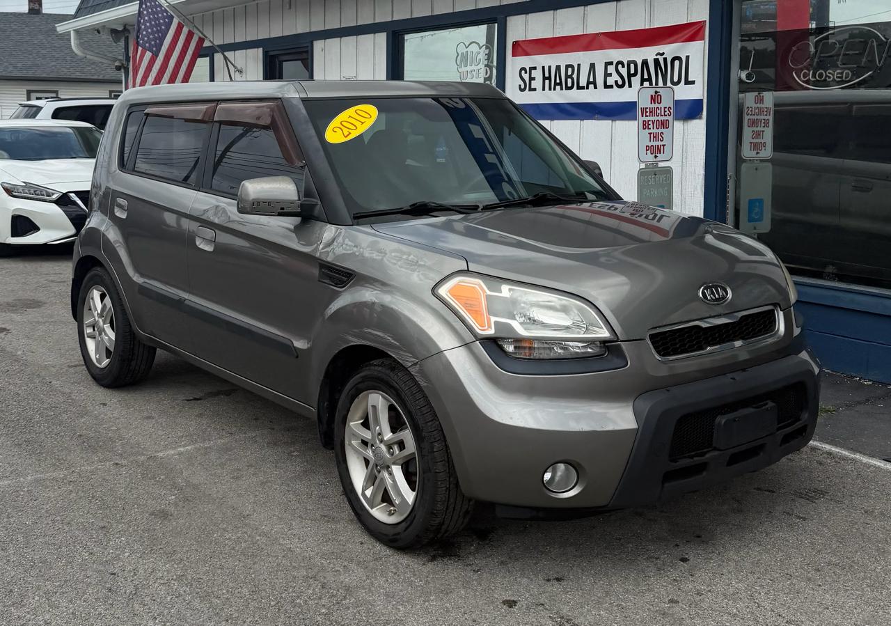 Kia Soul + 2010