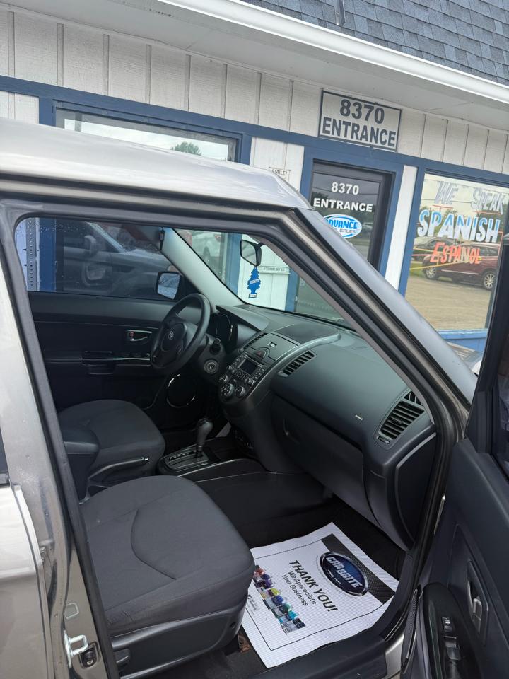 Kia Soul + 2010