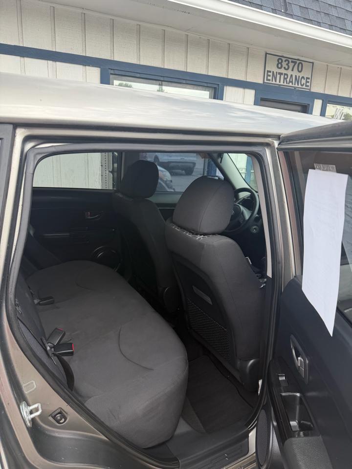 Kia Soul + 2010