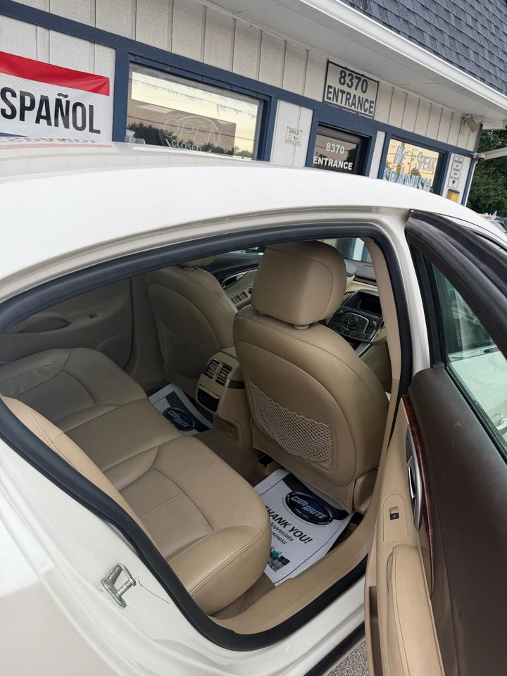 Buick LaCrosse CXS 2011
