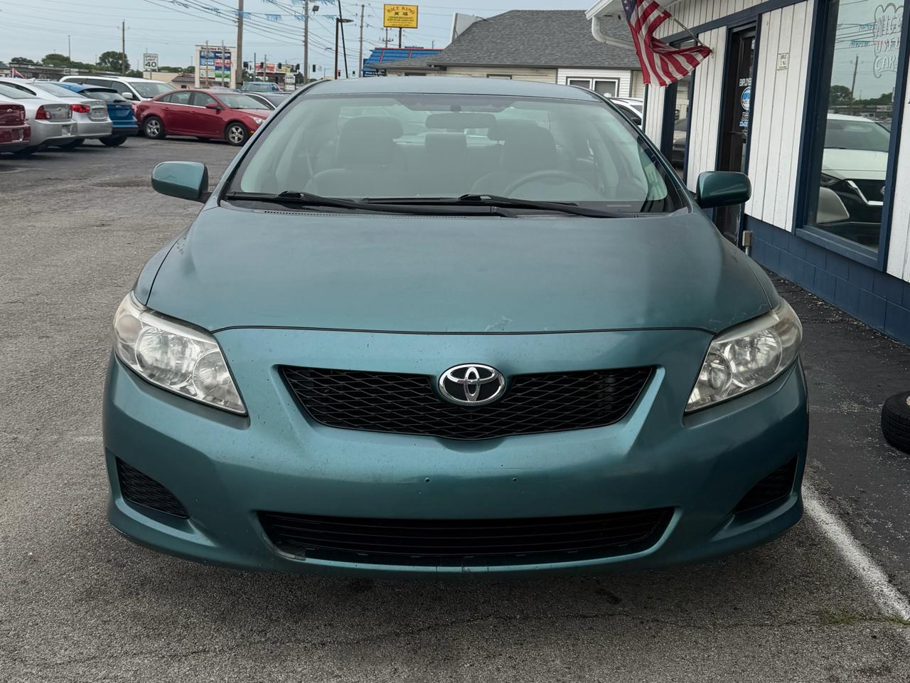 Toyota Corolla Base 4-Speed AT 2009
