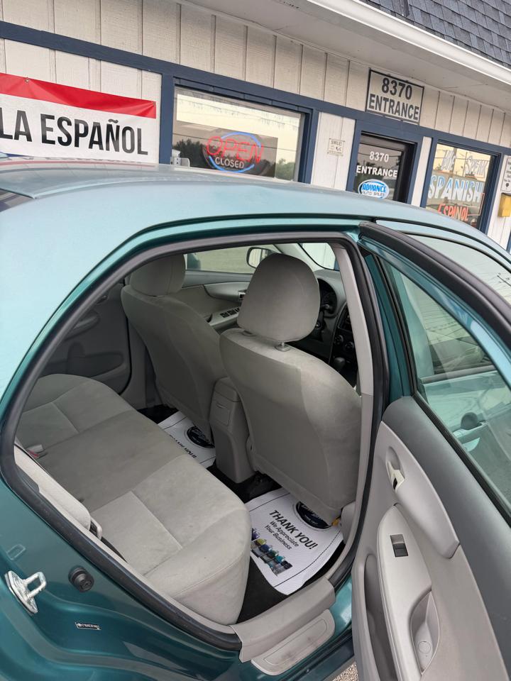 Toyota Corolla Base 4-Speed AT 2009
