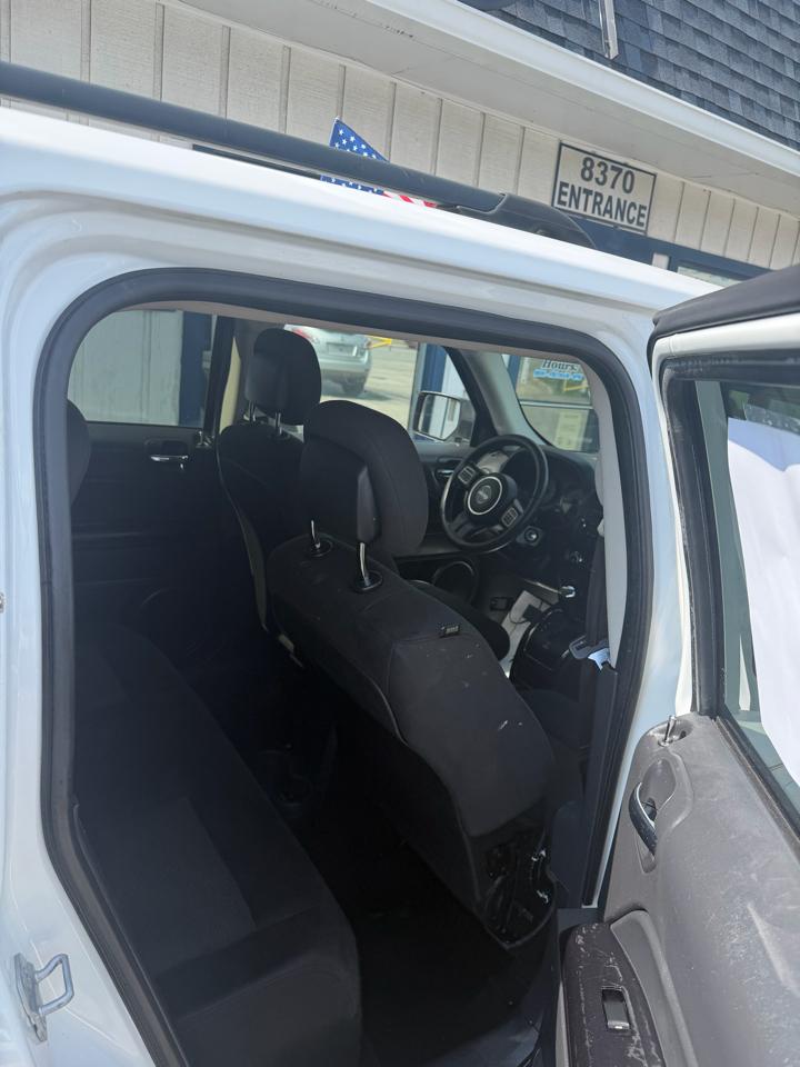 Jeep Patriot Latitude 2WD 2014