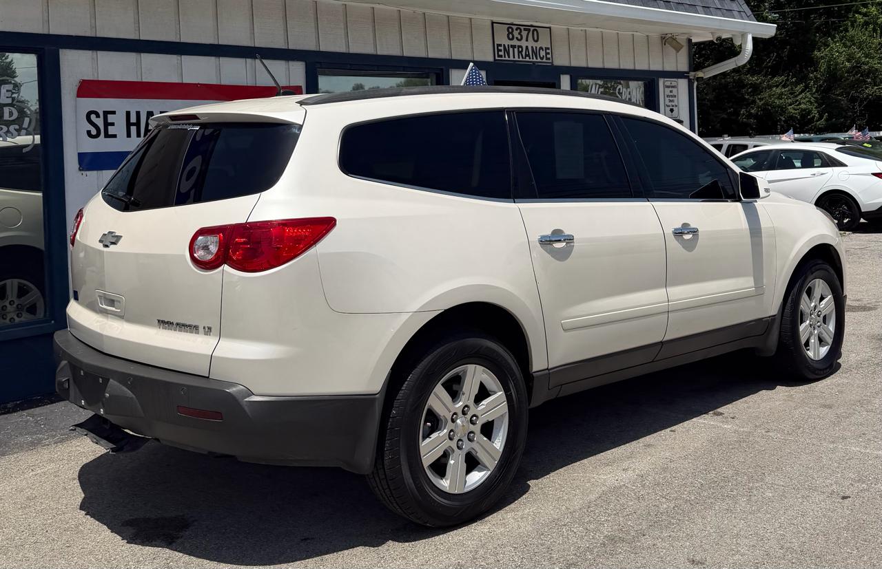 Chevrolet Traverse LT FWD 2011