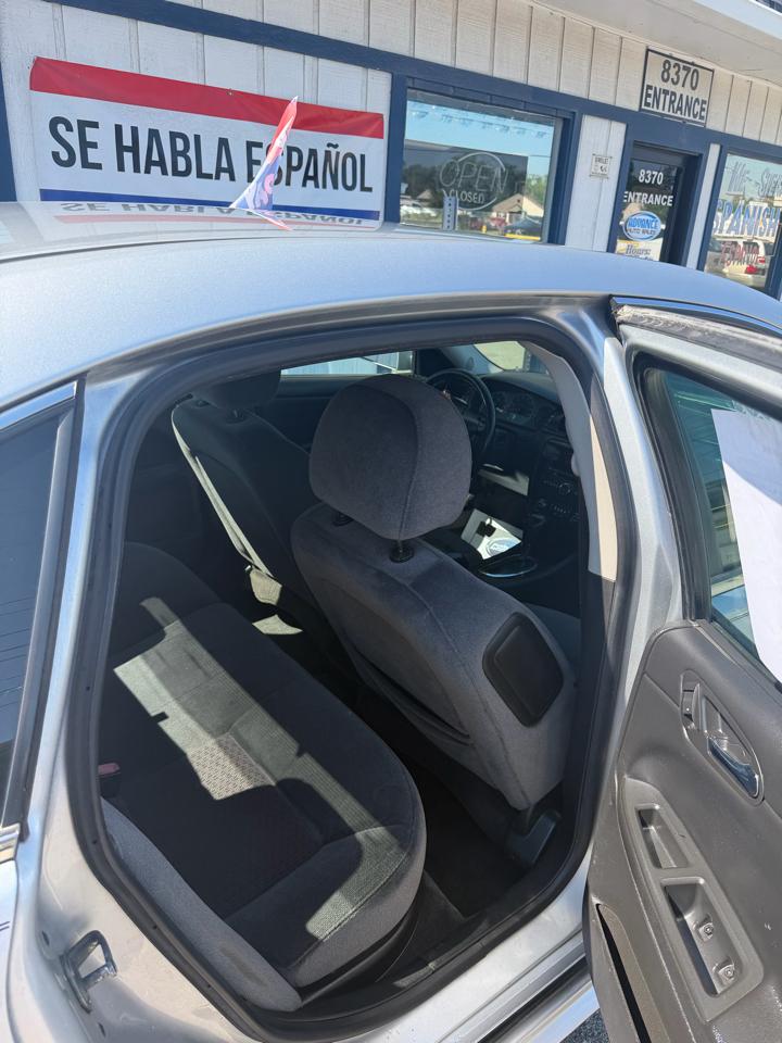 Chevrolet Impala LT (Fleet) 2012