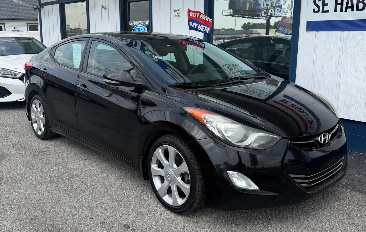 Hyundai Elantra GLS M/T 2013