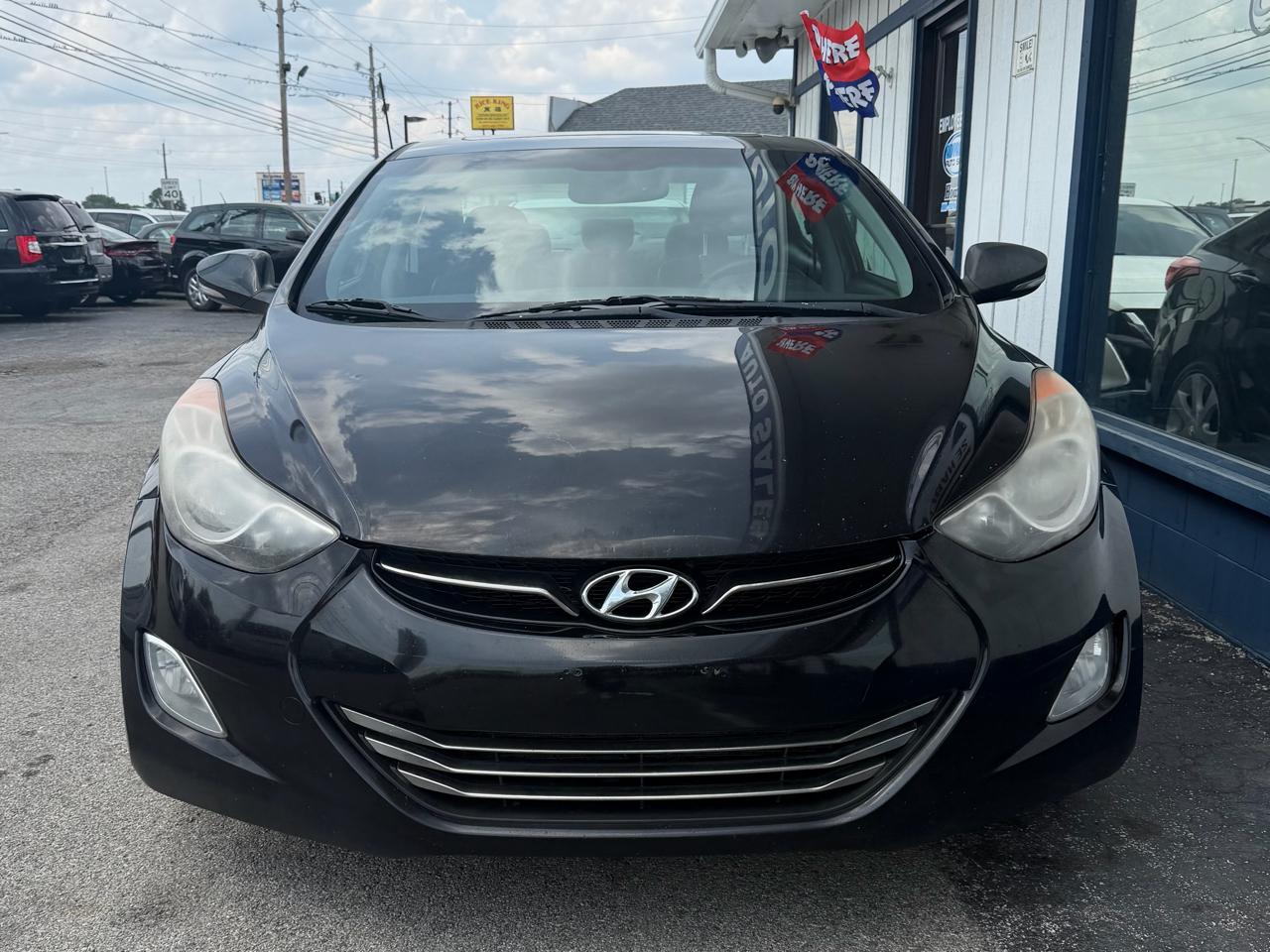 Hyundai Elantra GLS M/T 2013
