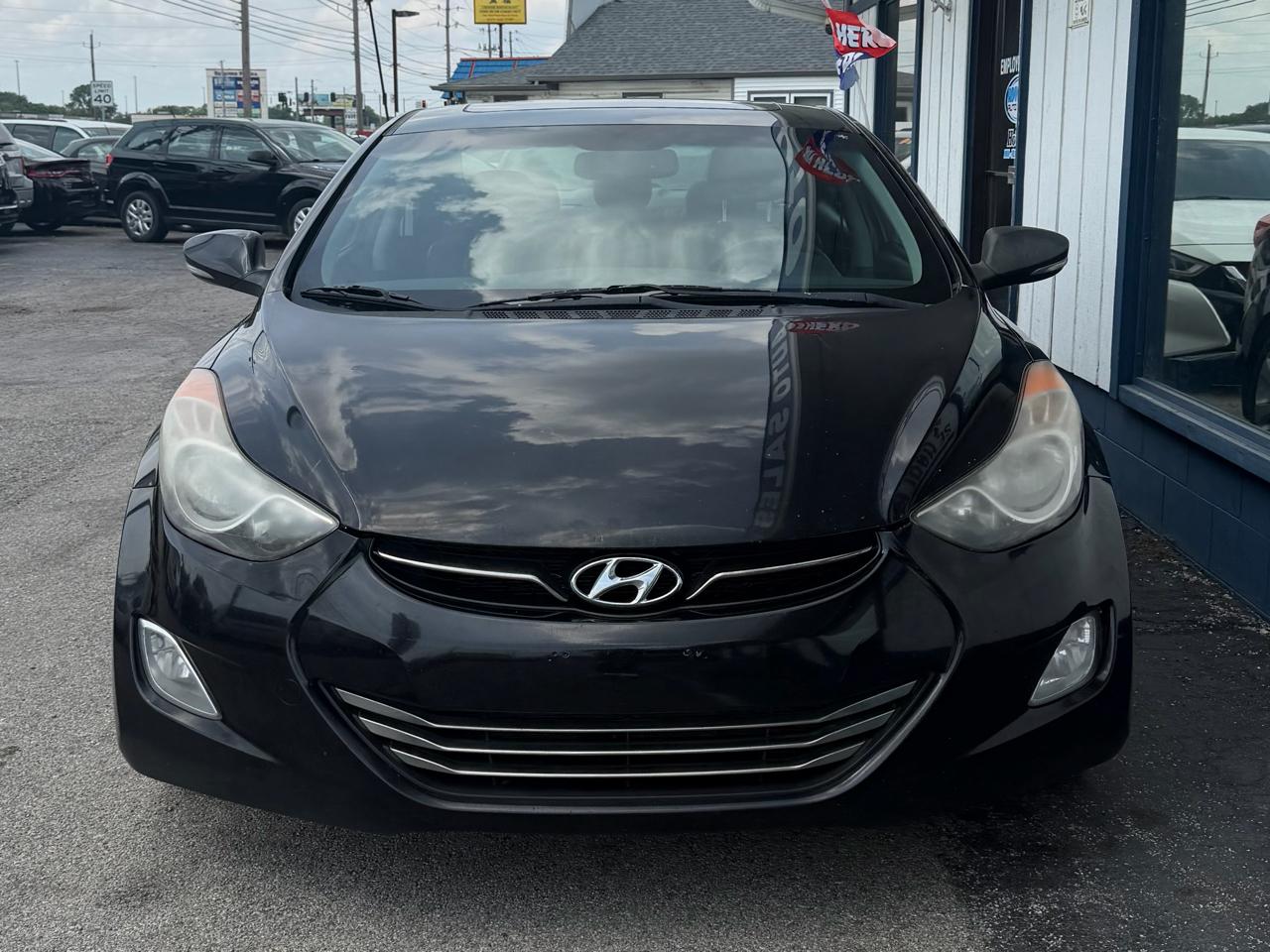 Hyundai Elantra GLS M/T 2013