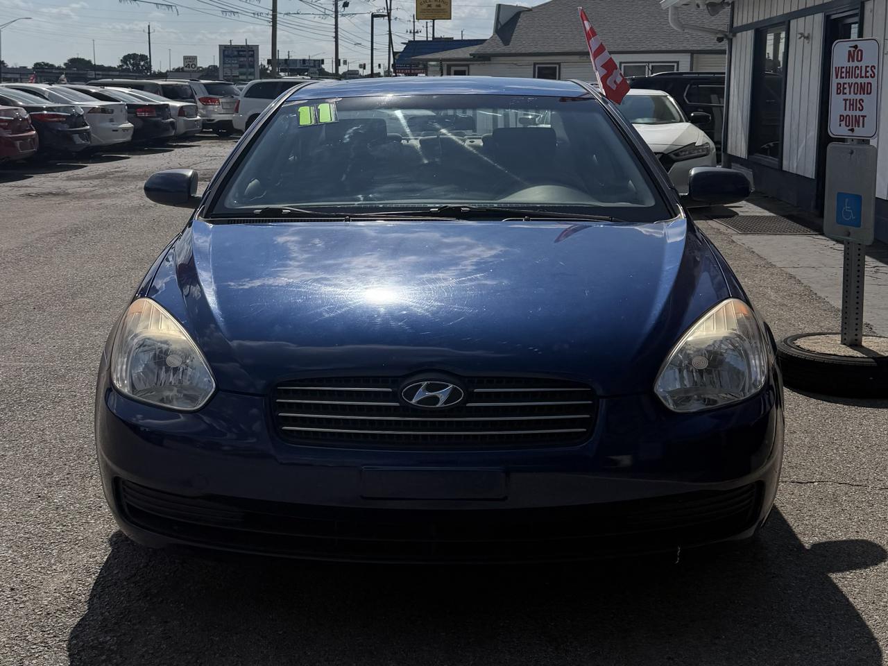 Hyundai Accent GLS 4-Door 2011