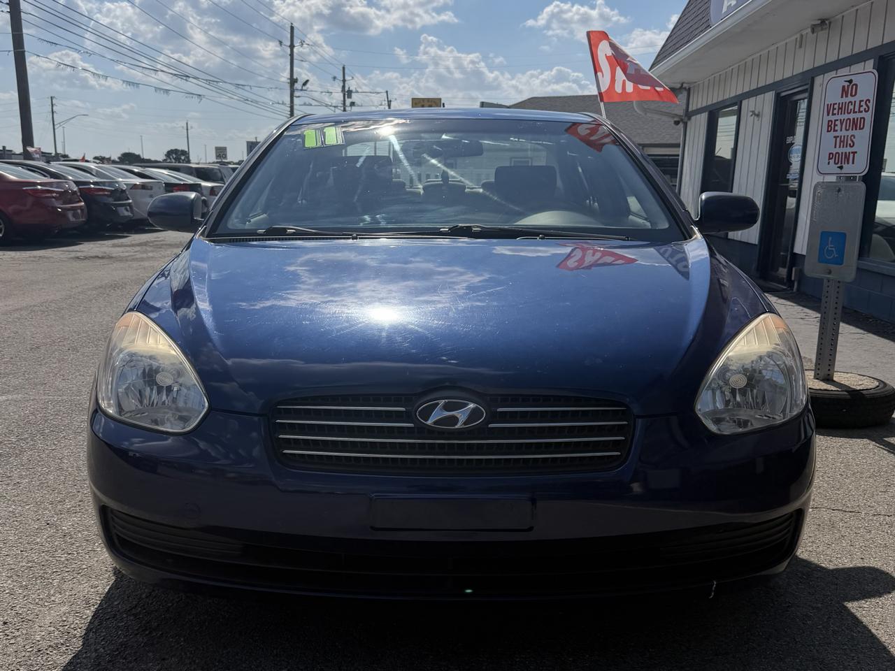 Hyundai Accent GLS 4-Door 2011