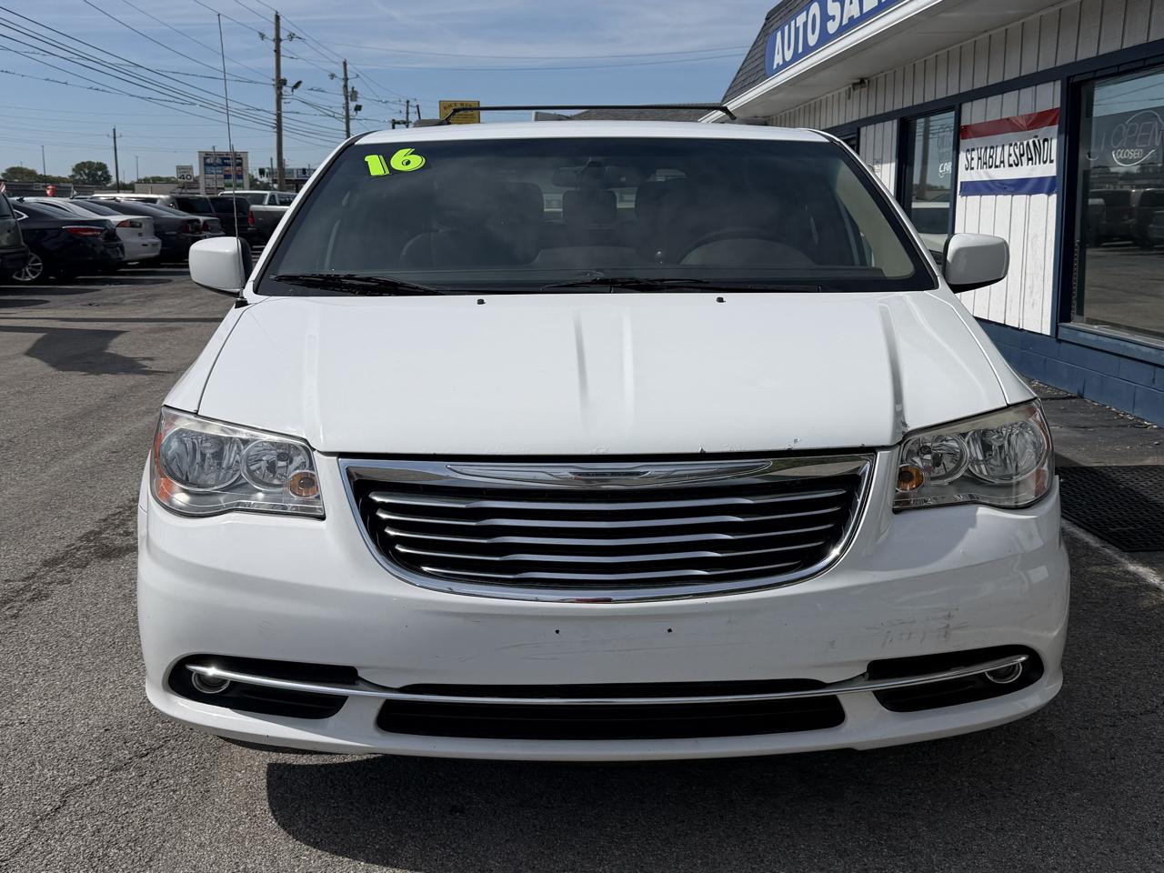 Chrysler Town & Country Touring 2016