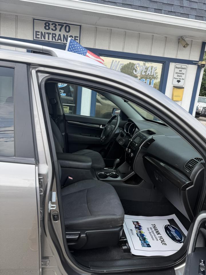 Kia Sorento LX 2WD 2013